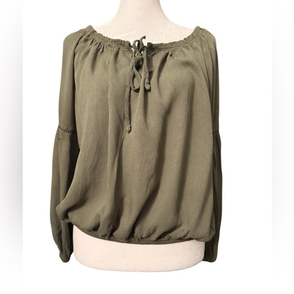 Charlotte Russe Tops - Charlotte Russe army green Boho top elastic at neck cuffs & waist Womens size SM